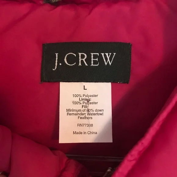 J CREW | Lg | 20” across | Poly fill - Picture 4 of 12